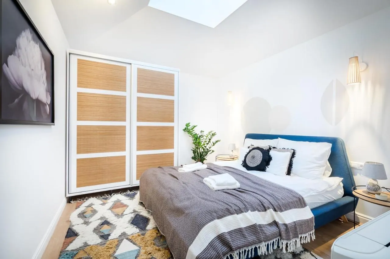 Roomli Boho Chic Apartments Budapest 0*,