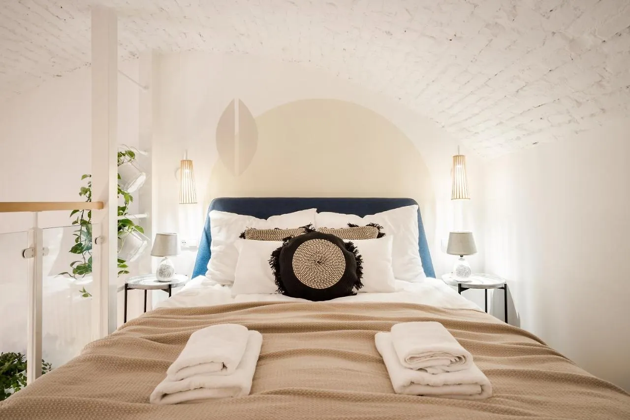 Roomli Boho Chic Apartments Budapest