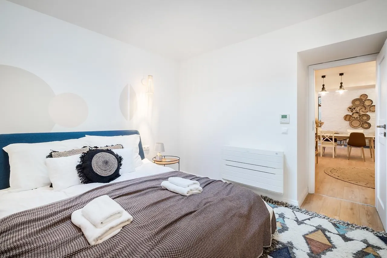 Roomli Boho Chic Apartments Budapest